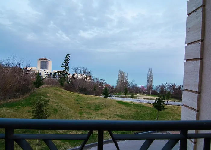 卡巴坤姆海滩私人公寓 *