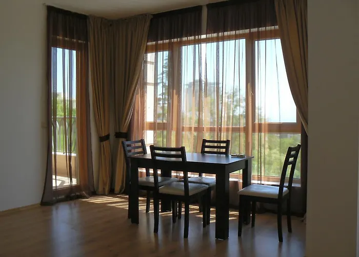 卡巴坤姆海滩私人公寓 *